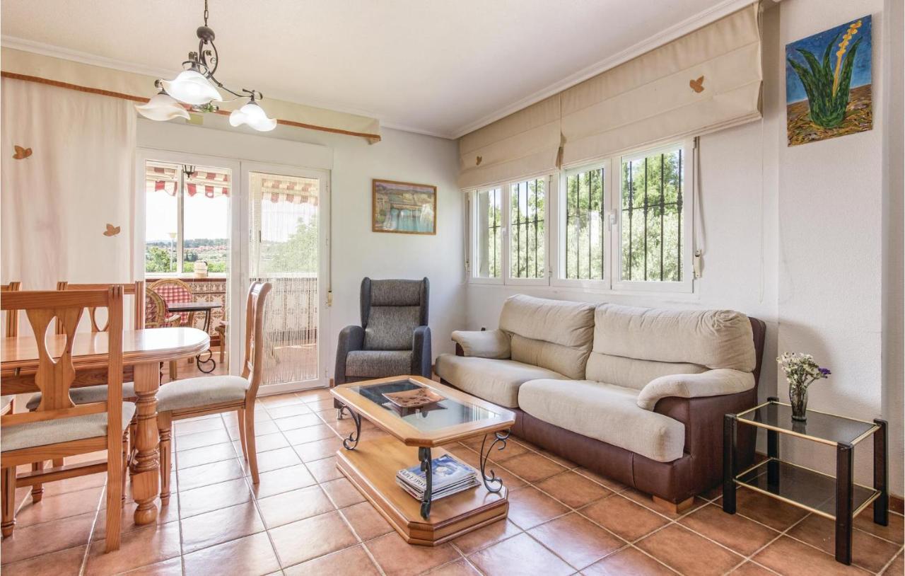 Awesome Home In Caravaca With Kitchen Caravaca De La Cruz Exterior foto